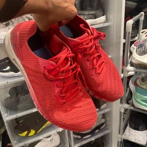 Mens Under Armour - Size 11.5